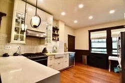 3 bed, 1 bath apartment for rent at 28 Brookledge Unit 1, Roxbury — photo 3 of 10