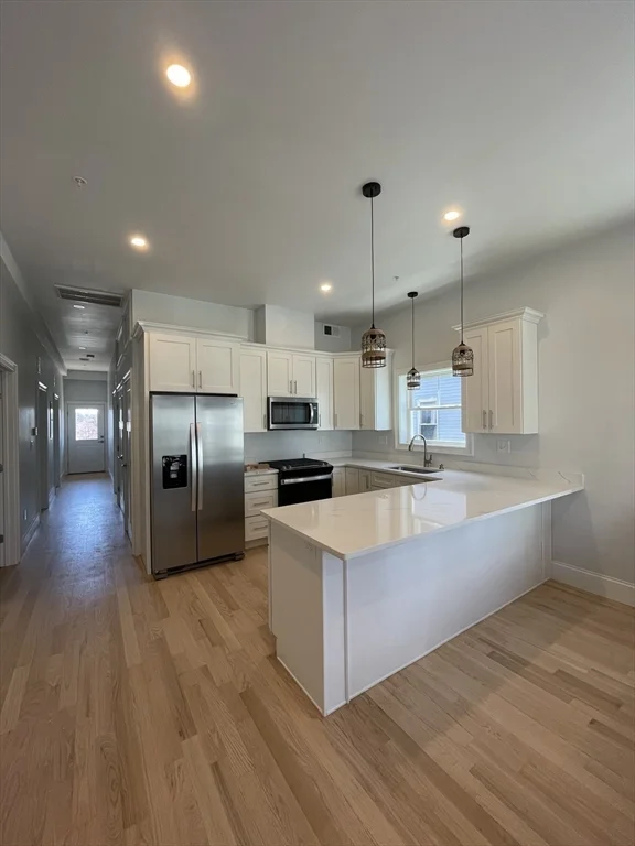 3 bed, 2 bath apartment for rent at 28 Browning Ave Unit 2, Dorchester — photo 16 of 21