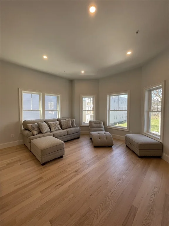 3 bed, 2 bath apartment for rent at 28 Browning Ave Unit 2, Dorchester — photo 17 of 21