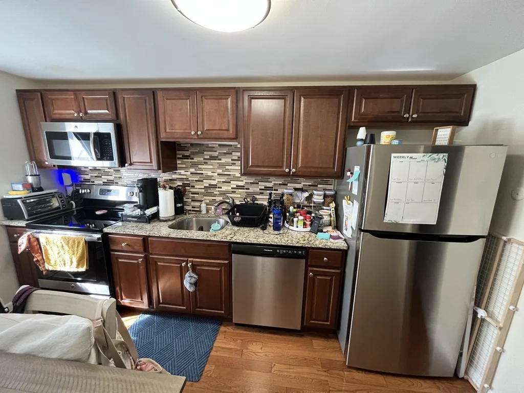2 bed, 1 bath apartment for rent at 28 Bryon Rd Unit 2, West Roxbury — photo 2 of 10
