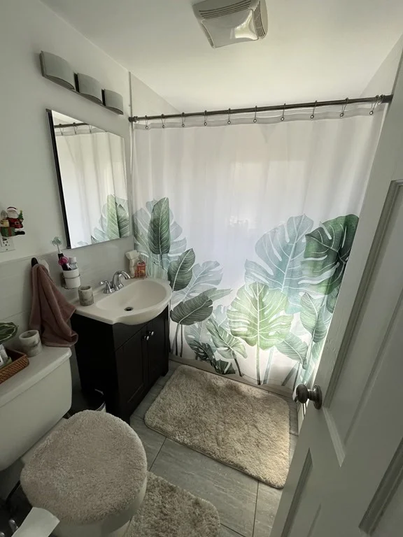 2 bed, 1 bath apartment for rent at 28 Bryon Rd Unit 2, West Roxbury — photo 10 of 10
