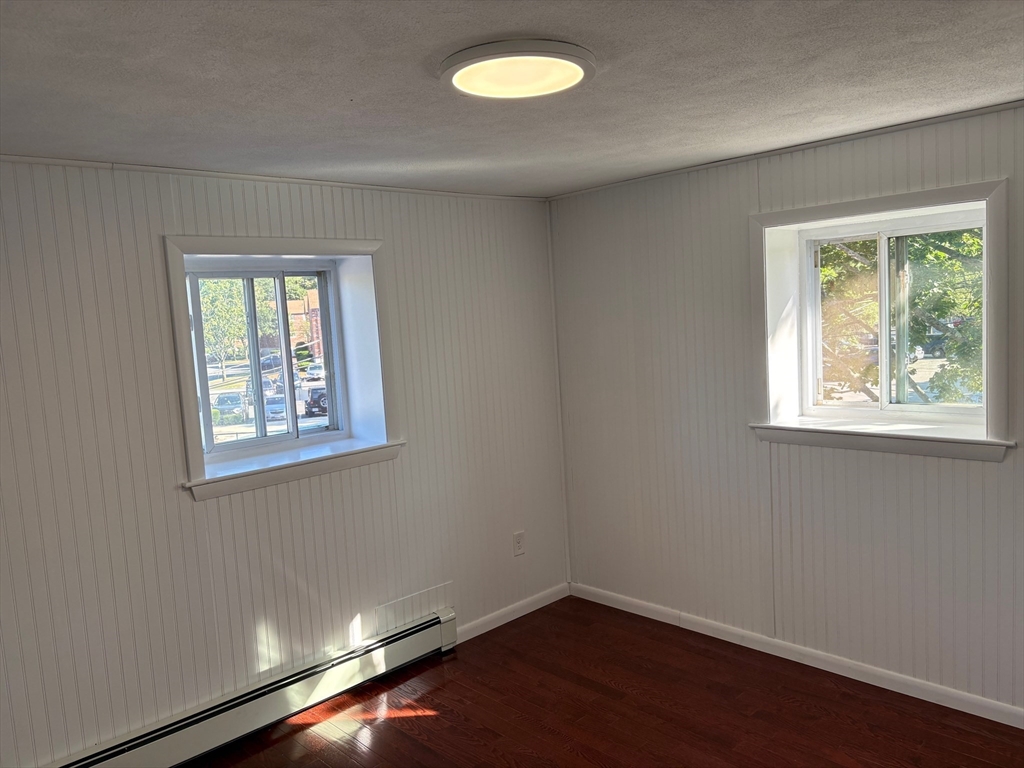 2 bed, 1 bath apartment for rent at 28 Bryon Rd Unit 4, Chestnut Hill — photo 10 of 18