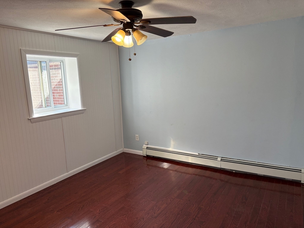 2 bed, 1 bath apartment for rent at 28 Bryon Rd Unit 4, Chestnut Hill — photo 8 of 18