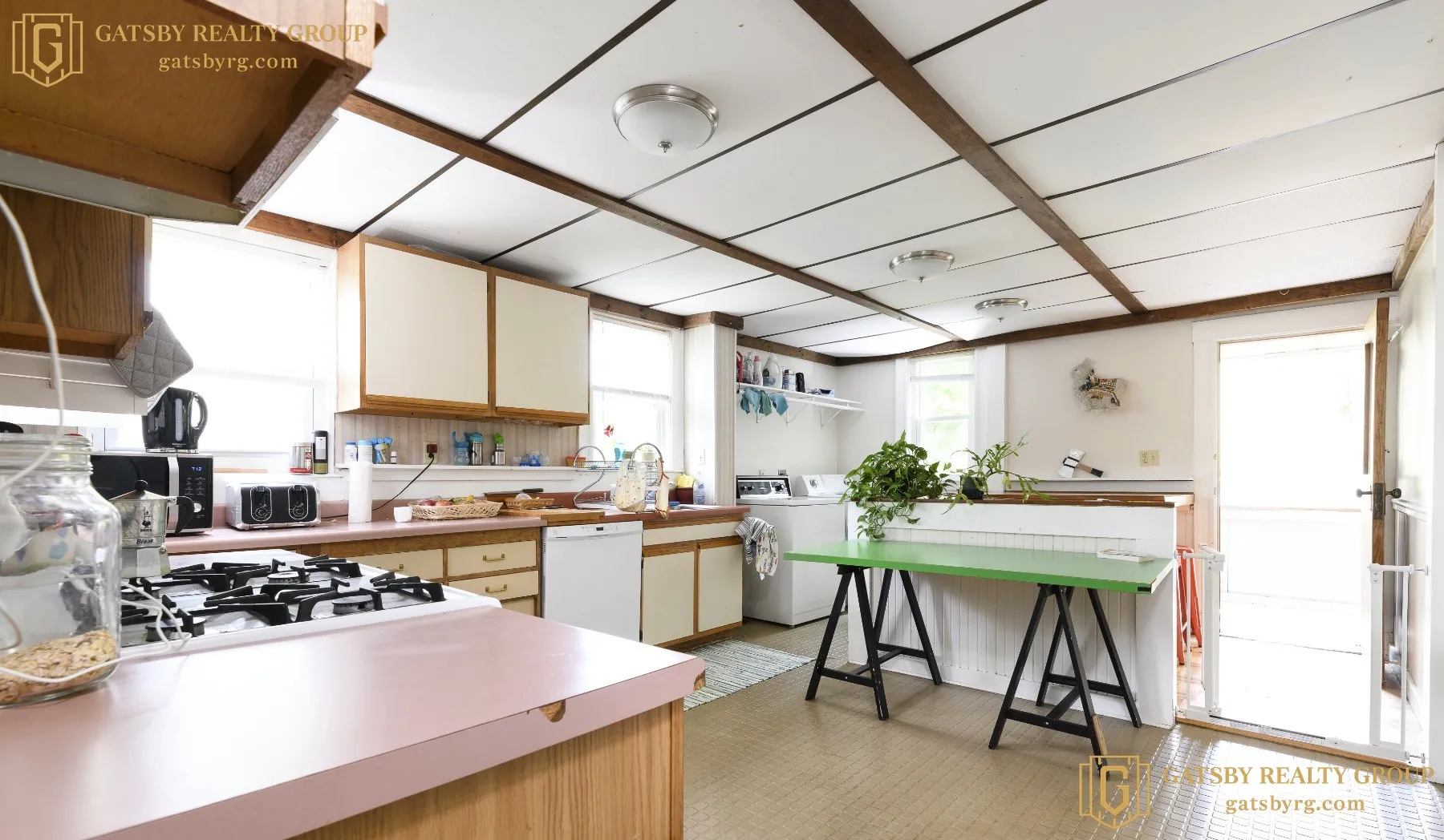 2 bed, 1 bath apartment for rent at 28 Cambridge Ter Unit 2, Neighborhood Nine — photo 4 of 13