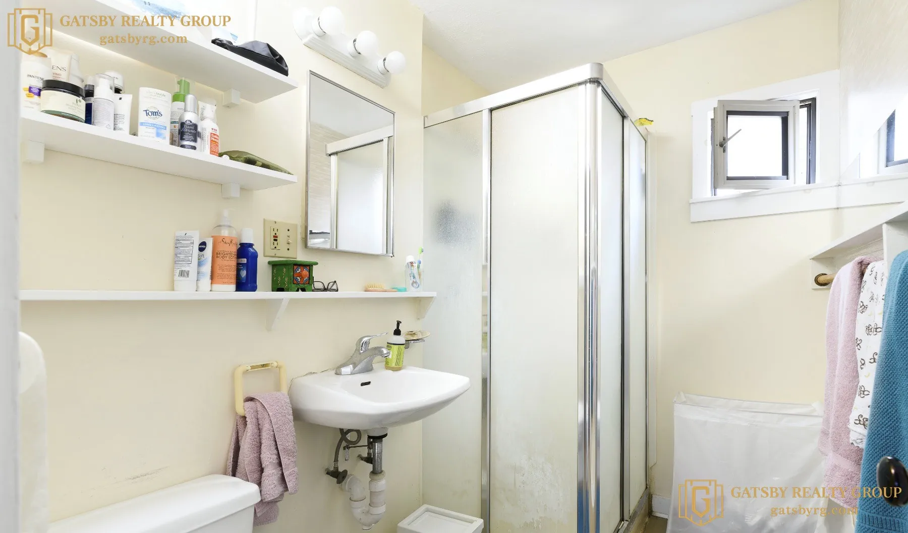 2 bed, 1 bath apartment for rent at 28 Cambridge Ter Unit 2, Neighborhood Nine — photo 10 of 13