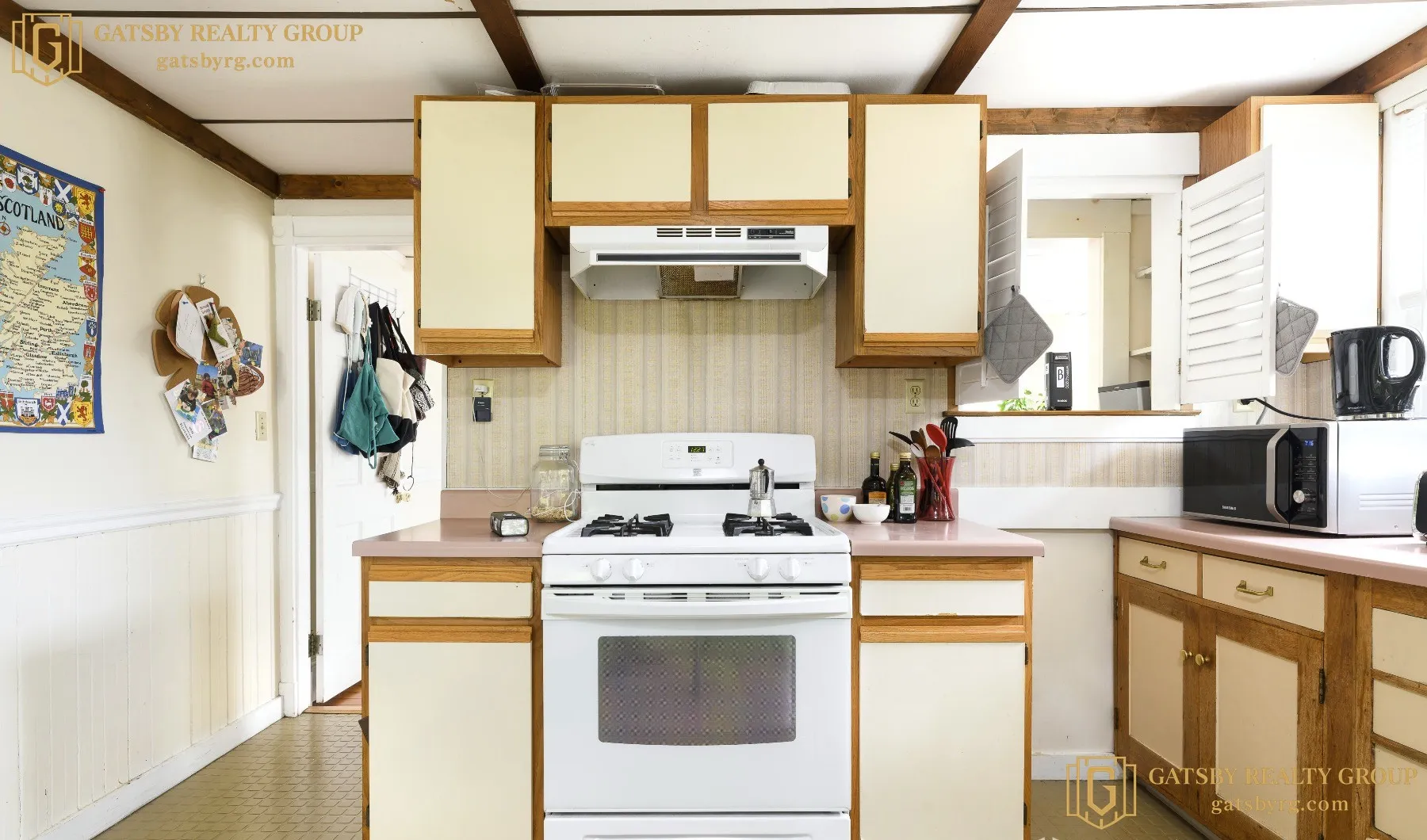 2 bed, 1 bath apartment for rent at 28 Cambridge Ter Unit 2, Neighborhood Nine — photo 2 of 13