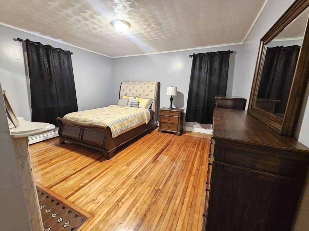 3 bed, 1 bath apartment for rent at 28 Cedar St Unit 1, Taunton — photo 5 of 8