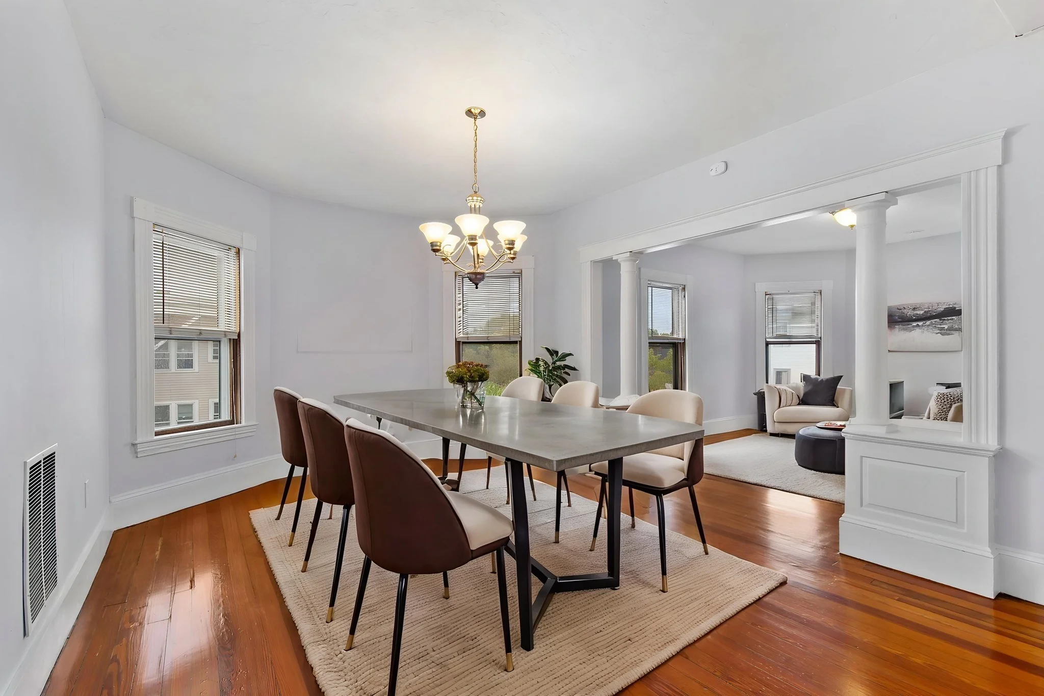 3 bed, 1 bath apartment for rent at 28 Central Sq Unit 3, Brockton
