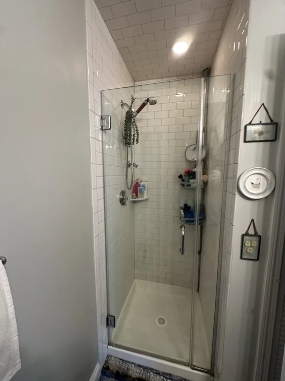 2 bed, 1 bath apartment for rent at 28 Chelsea St Unit 2, East Boston — photo 13 of 16