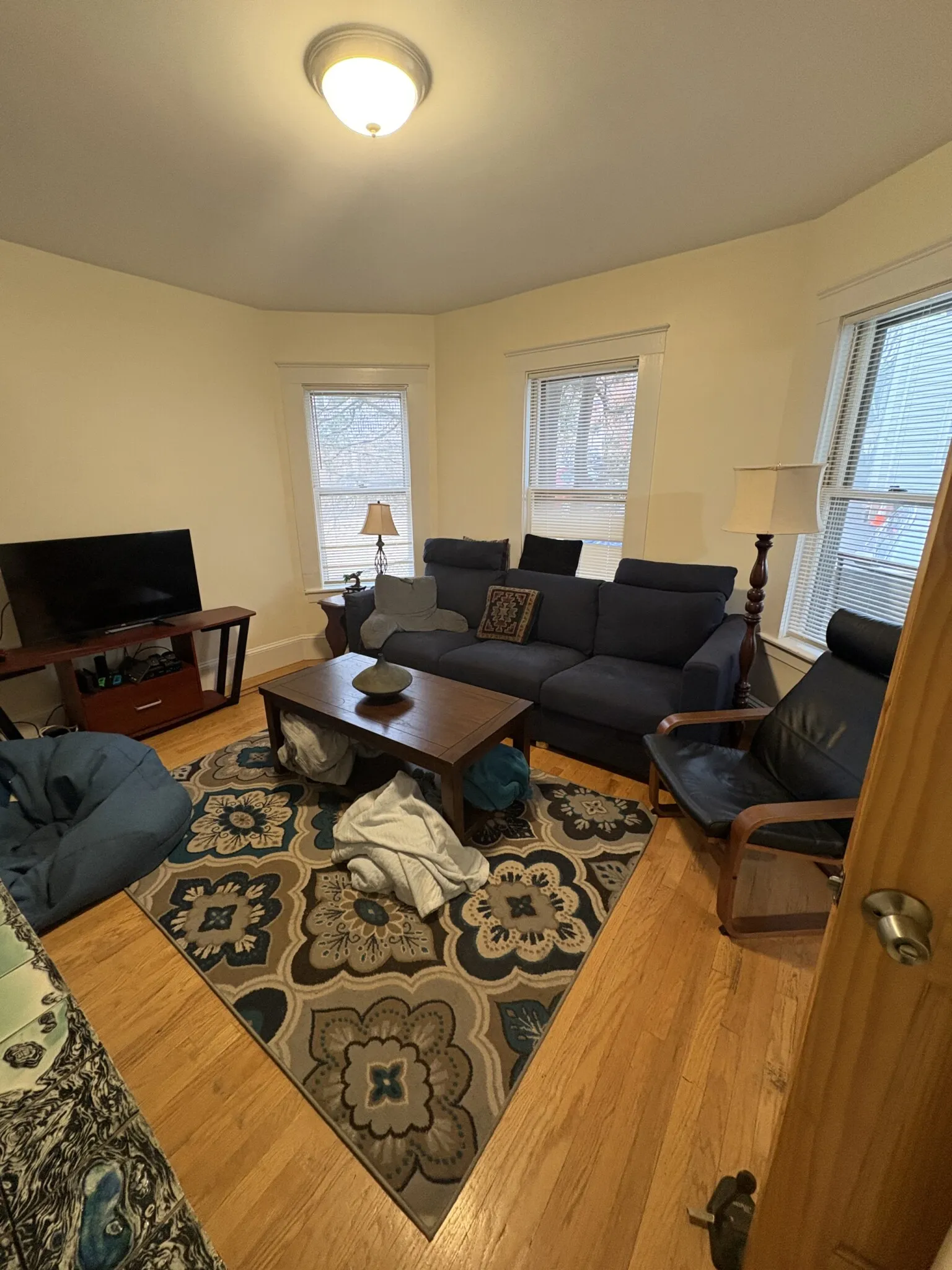 4 bed, 1 bath apartment for rent at 28 Cherry St Unit 1, Spring Hill — photo 8 of 21