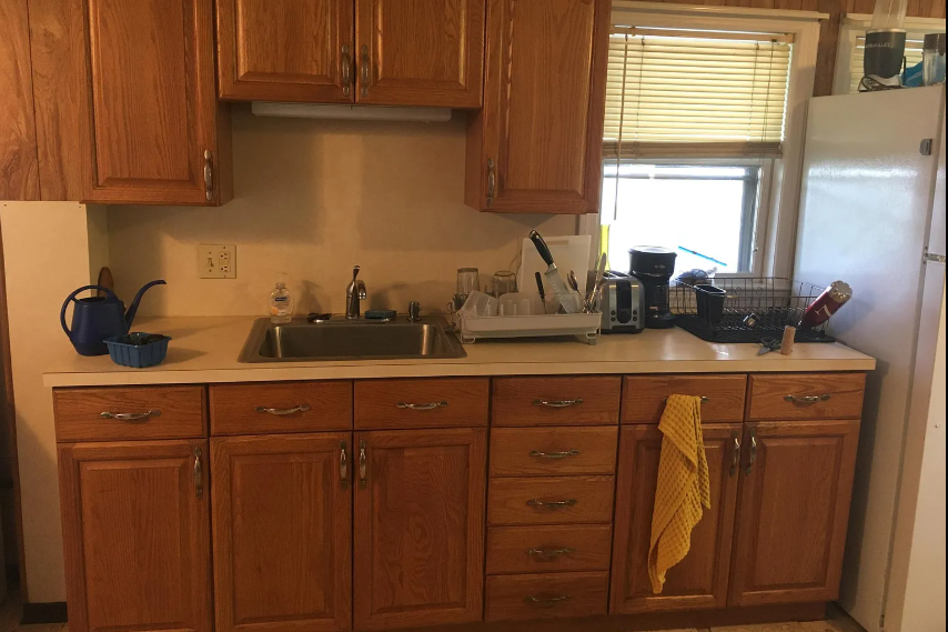 4 bed, 1 bath apartment for rent at 28 Cherry St Unit A, Spring Hill — photo 3 of 29