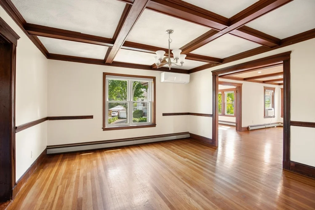 3 bed, 1 bath apartment for rent at 28 Churchhill Ave Unit 2, Arlington — photo 11 of 29
