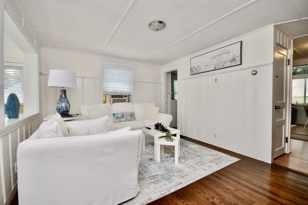 2 bed, 1 bath apartment for rent at 28 Cochituate Rd, Priscilla Beach — photo 4 of 16