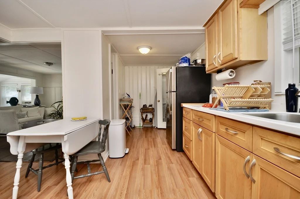 2 bed, 1 bath apartment for rent at 28 Cochituate Rd, Priscilla Beach — photo 7 of 16