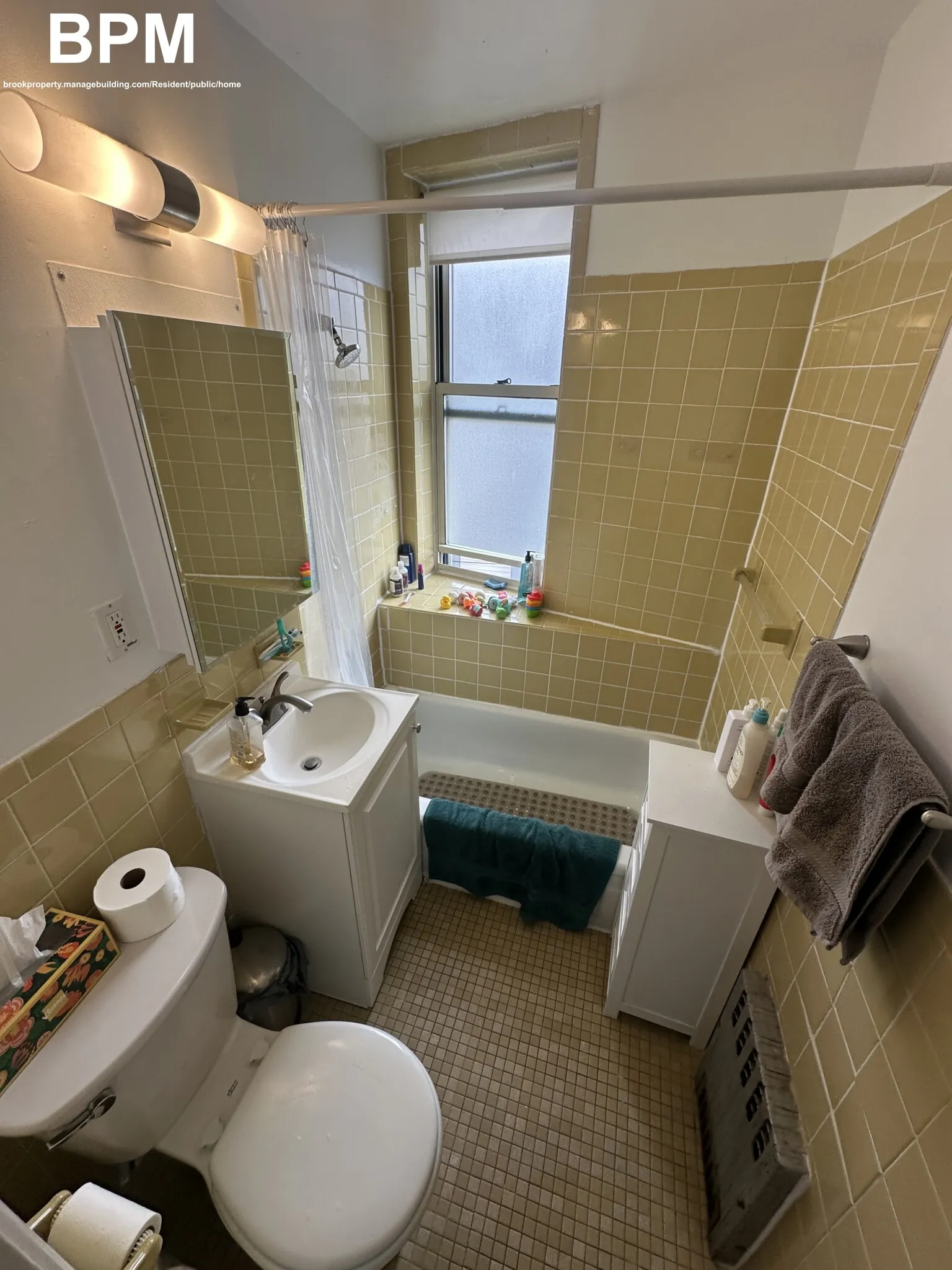 2 bed, 1 bath apartment for rent at 28 Colborne Rd Unit 12, Brighton — photo 5 of 5