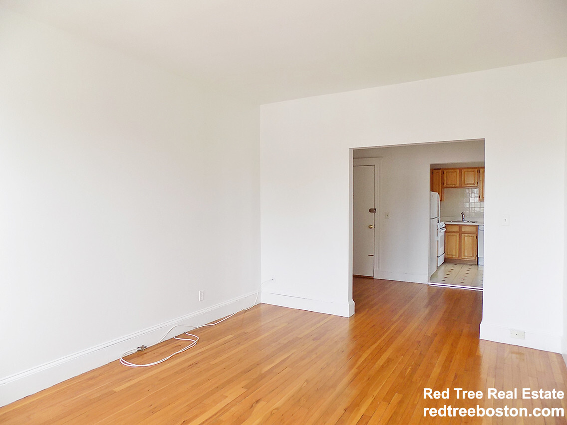 2 bed, 1 bath apartment for rent at 28 Colborne Rd Unit 12A, Brighton — photo 4 of 13