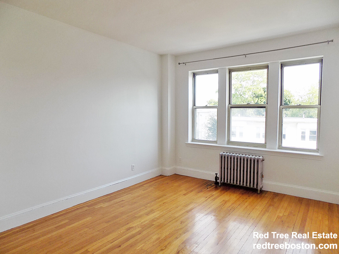 2 bed, 1 bath apartment for rent at 28 Colborne Rd Unit 12A, Brighton — photo 6 of 13