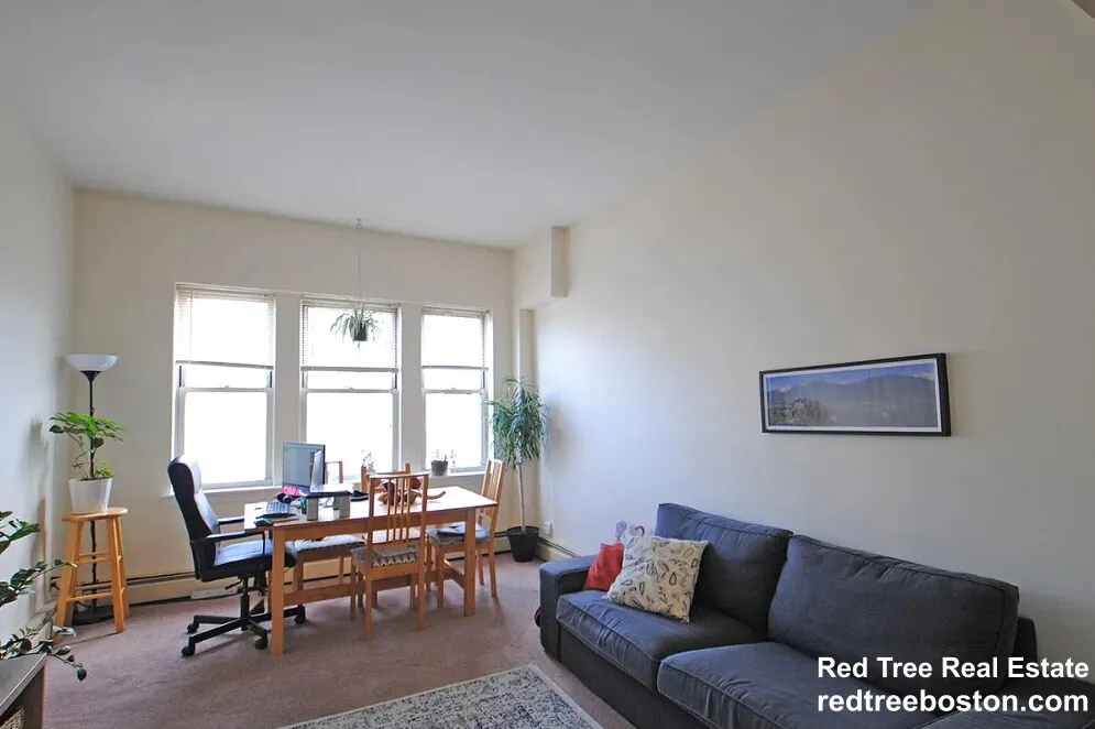 2 bed, 1 bath apartment for rent at 28 Colborne Rd Unit 22, Brighton — photo 3 of 14