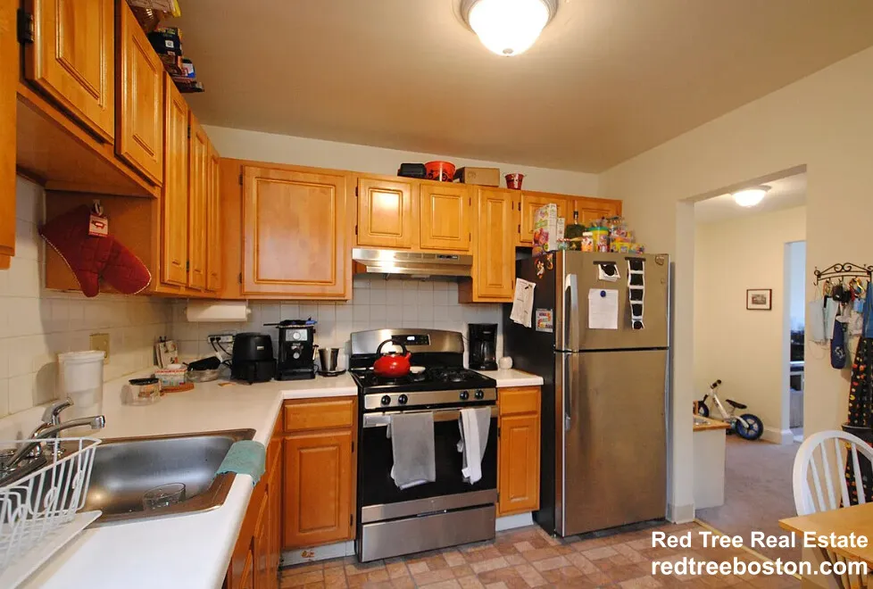 2 bed, 1 bath apartment for rent at 28 Colborne Rd Unit 22, Brighton — photo 2 of 14