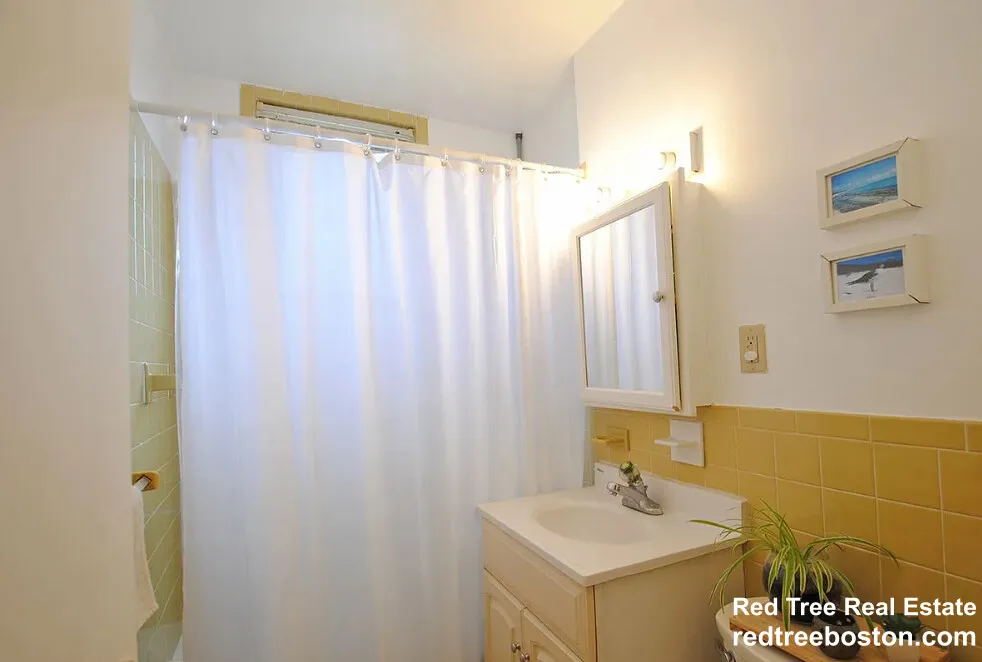 2 bed, 1 bath apartment for rent at 28 Colborne Rd Unit 22, Brighton — photo 7 of 14