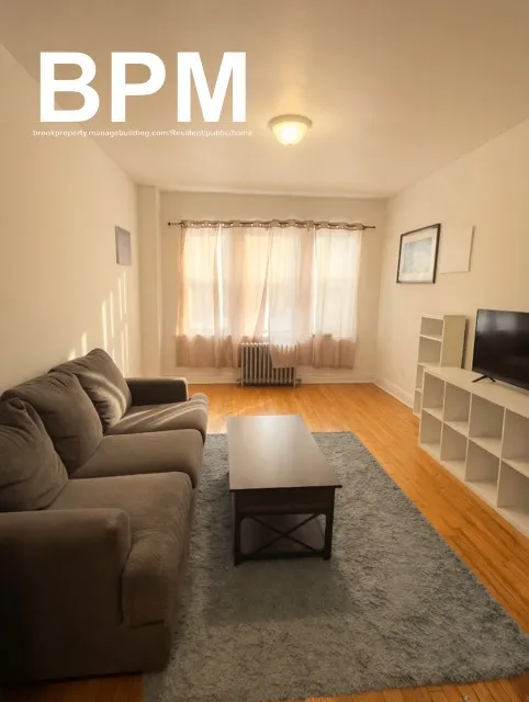 2 bed, 1 bath apartment for rent at 28 Colborne Rd Unit 6, Brighton — photo 1 of 3