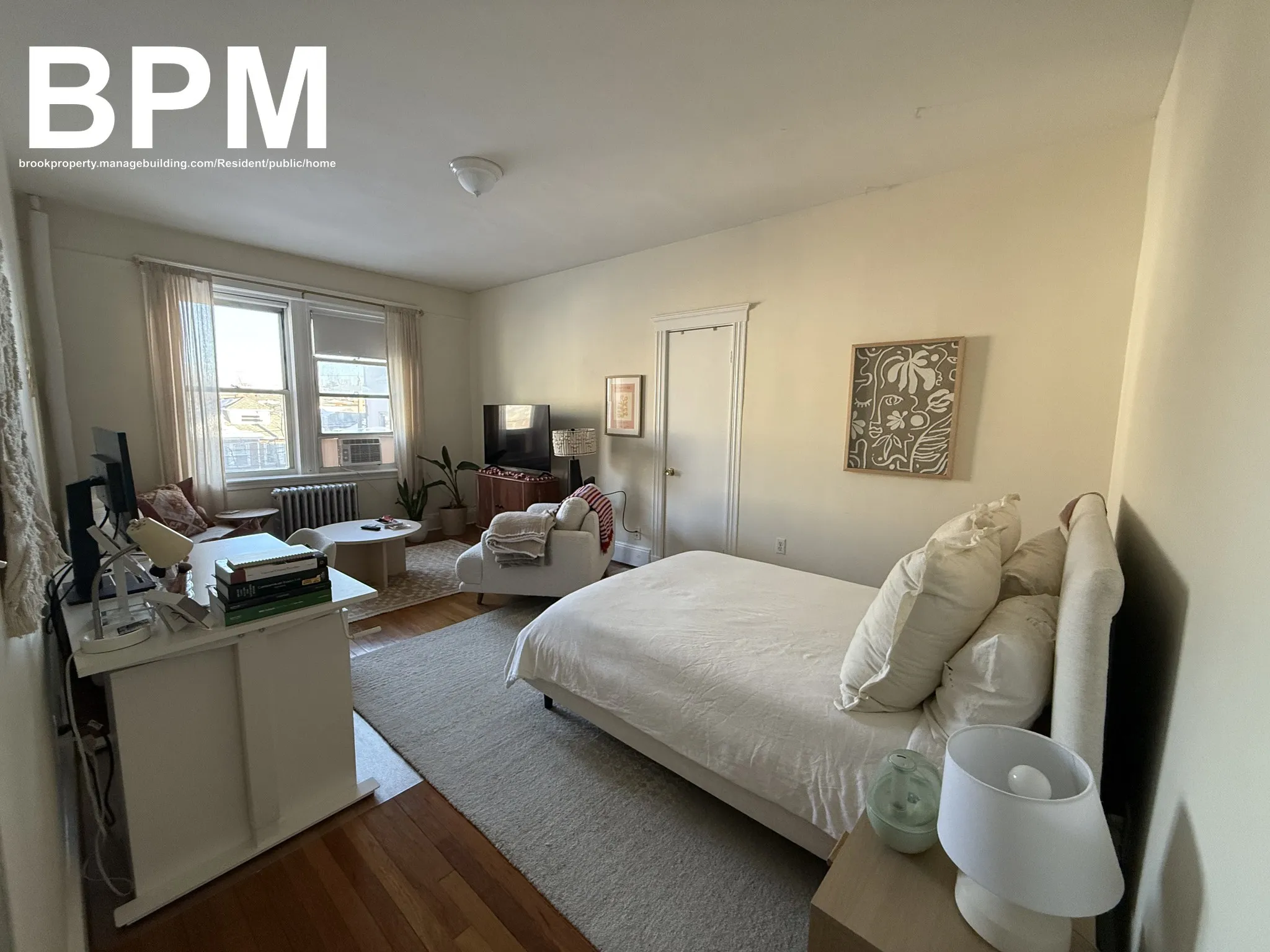 Studio bed, 1 bath apartment for rent at 28 Colborne Rd Unit 8, Brighton — photo 3 of 5
