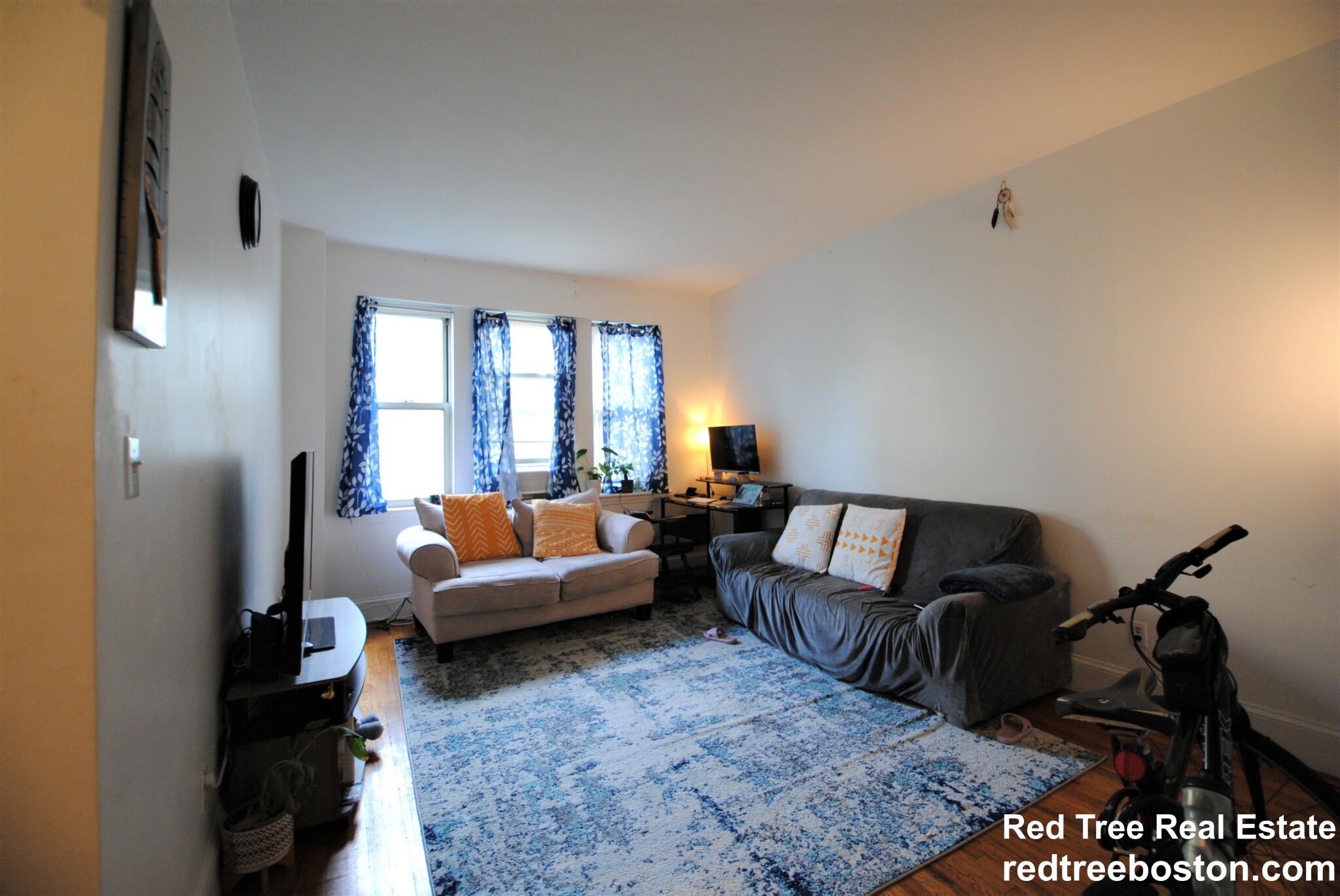 1 bed, 1 bath apartment for rent at 28 Colborne Rd Unit 9, Brighton — photo 1 of 11