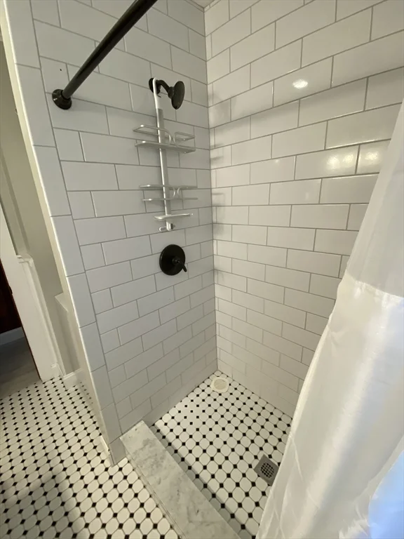 2 bed, 1 bath apartment for rent at 28 Constitution Rd Unit 28, Marshfield — photo 6 of 10