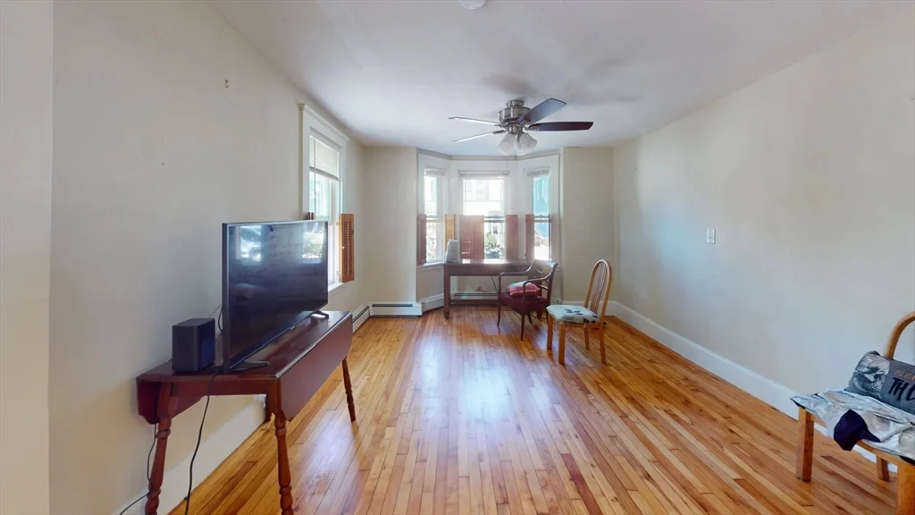 3 bed, 1 bath apartment for rent at 28 Cornwall St Unit 1, Boston — photo 8 of 11