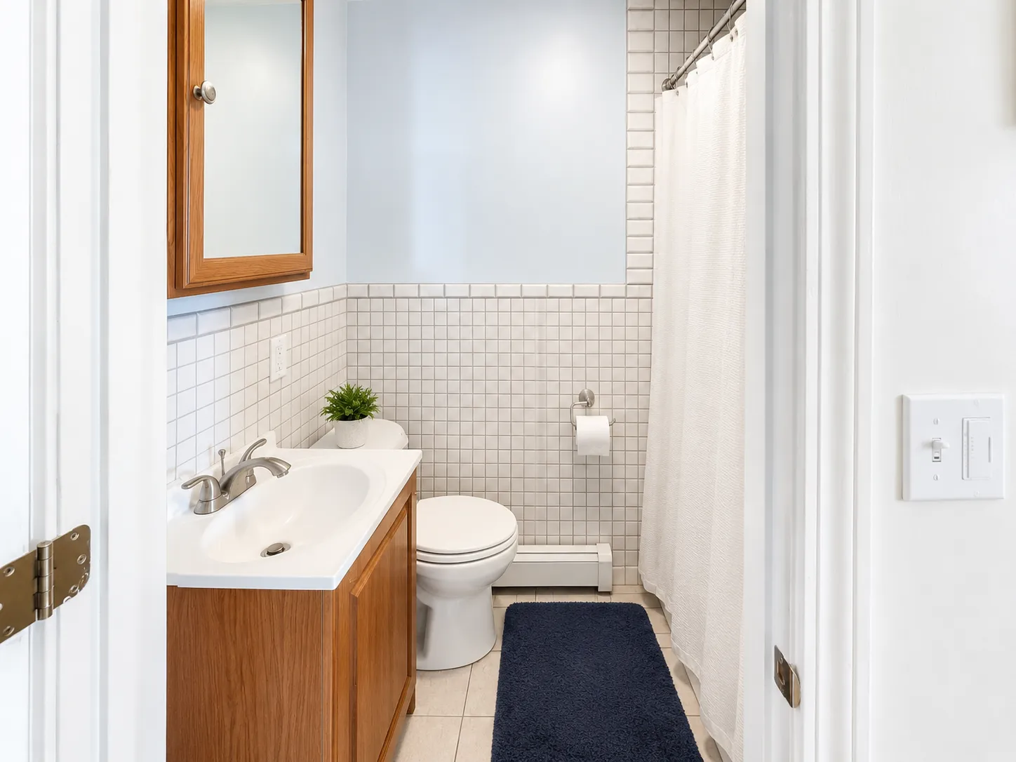 3 bed, 2 bath apartment for rent at 28 Cornwall St Unit 3, Jamaica Plain — photo 3 of 10