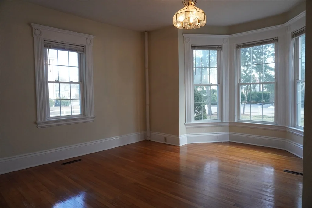 2 bed, 1 bath apartment for rent at 28 Court St Unit 12, Mansfield — photo 2 of 15