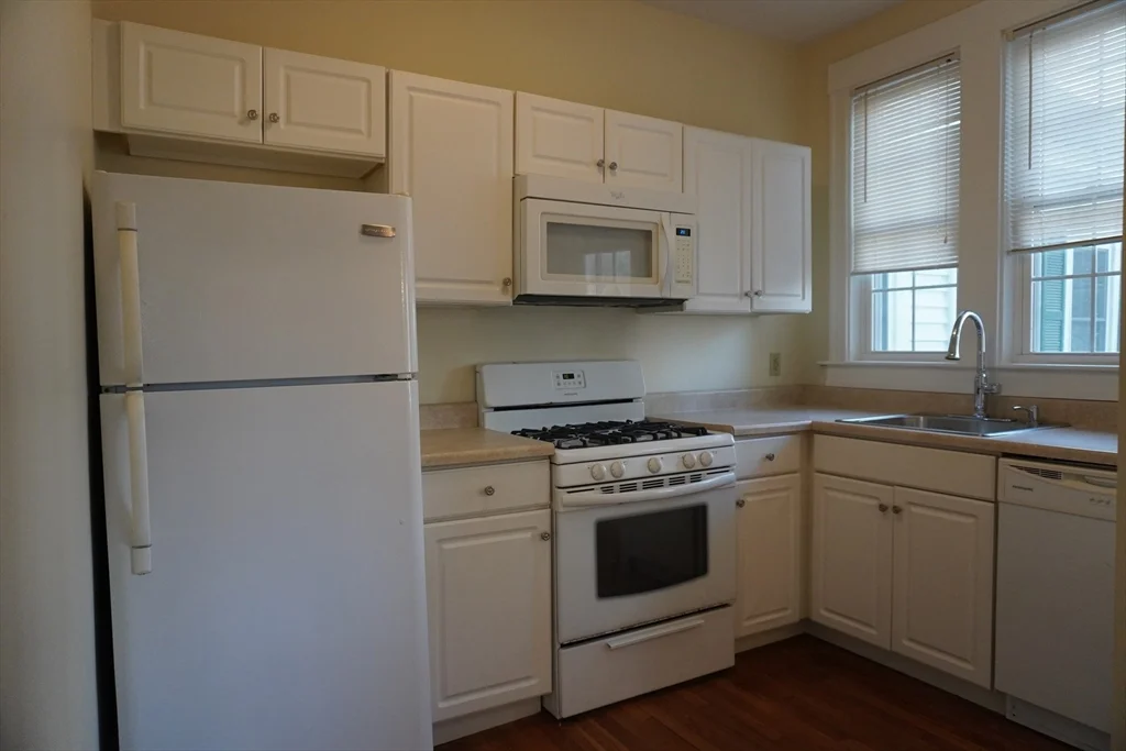 2 bed, 1 bath apartment for rent at 28 Court St Unit 12, Mansfield — photo 6 of 15