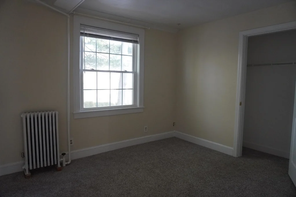 4 bed, 1 bath apartment for rent at 28 Court St Unit 13, Mansfield — photo 2 of 25