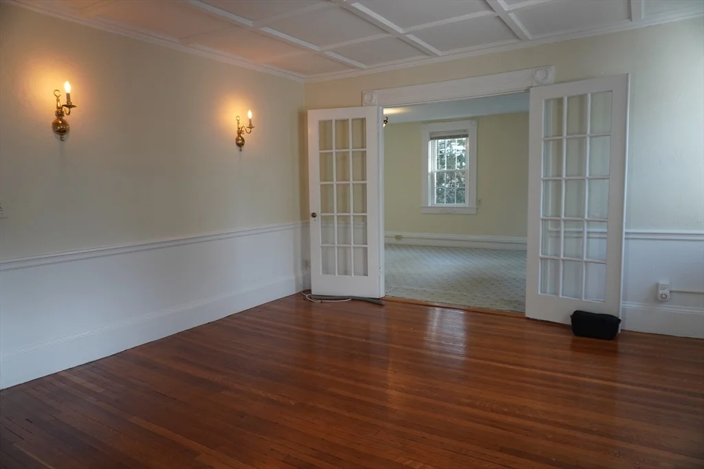 4 bed, 1 bath apartment for rent at 28 Court St Unit 13, Mansfield