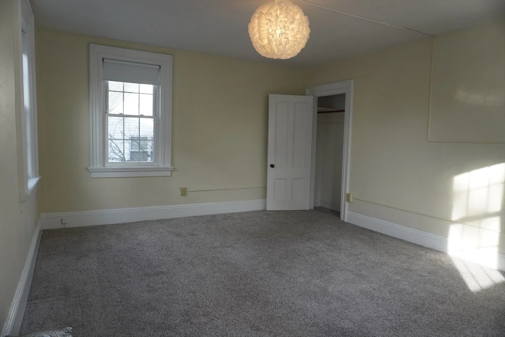 4 bed, 1 bath apartment for rent at 28 Court St Unit 13, Mansfield — photo 6 of 25