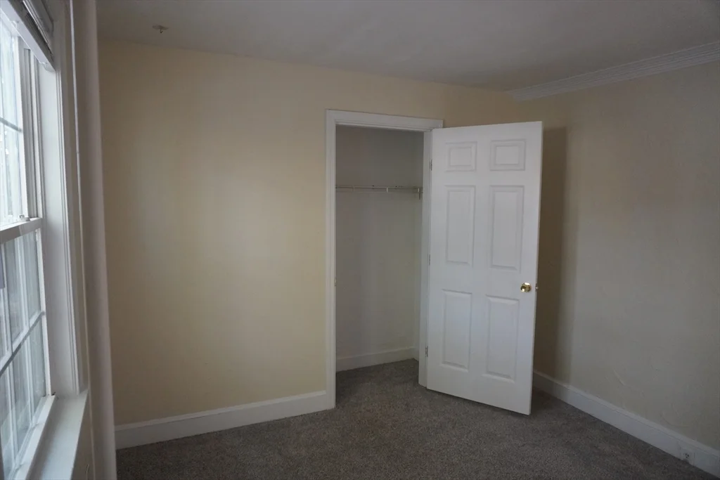 4 bed, 1 bath apartment for rent at 28 Court St Unit 13, Mansfield — photo 4 of 25