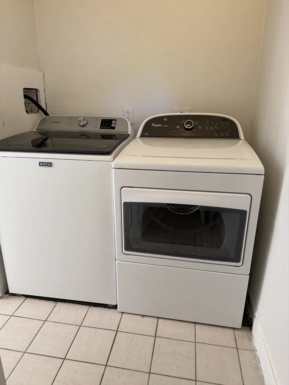 3 bed, 1 bath apartment for rent at 28 Crestview Dr Unit LHS, Westborough — photo 13 of 24