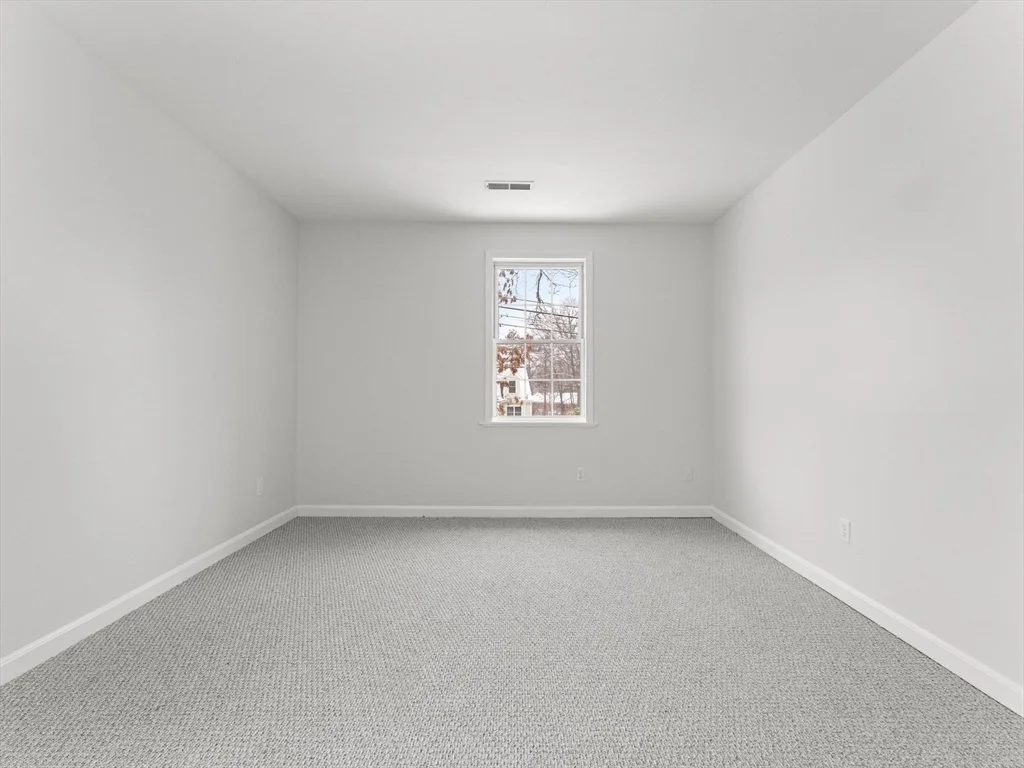 3 bed, 1 bath apartment for rent at 28 Crestview Dr Unit RHS, Westborough — photo 19 of 34