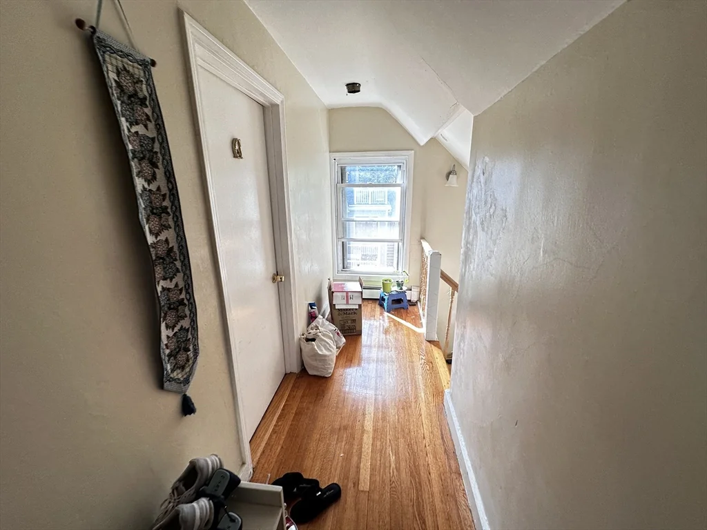 5 bed, 2 bath apartment for rent at 28 Cutter Ave Unit 4, Somerville — photo 14 of 15