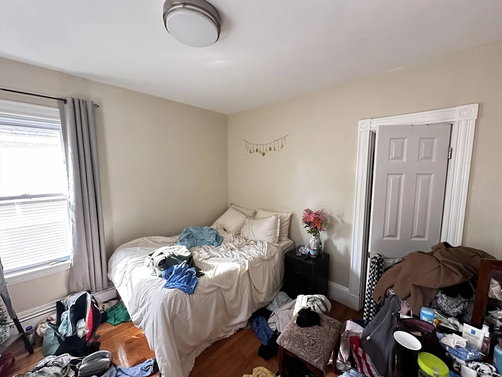 5 bed, 2 bath apartment for rent at 28 Cutter Ave Unit 4, Somerville — photo 10 of 15