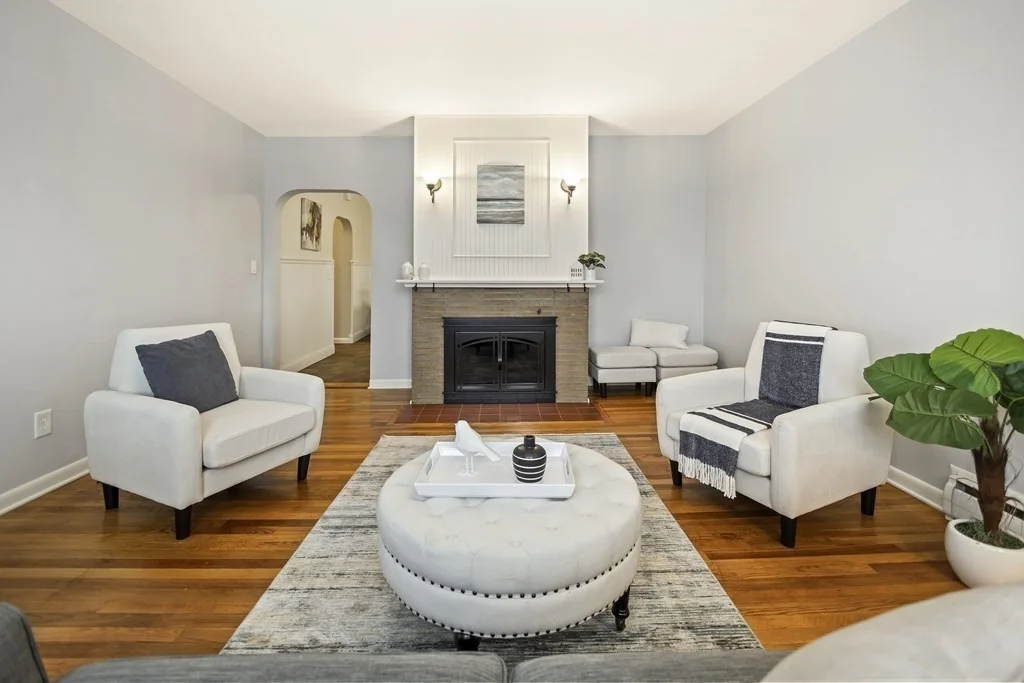 4 bed, 1 bath apartment for rent at 28 Dana Ave Unit 1, Hyde Park — photo 5 of 14