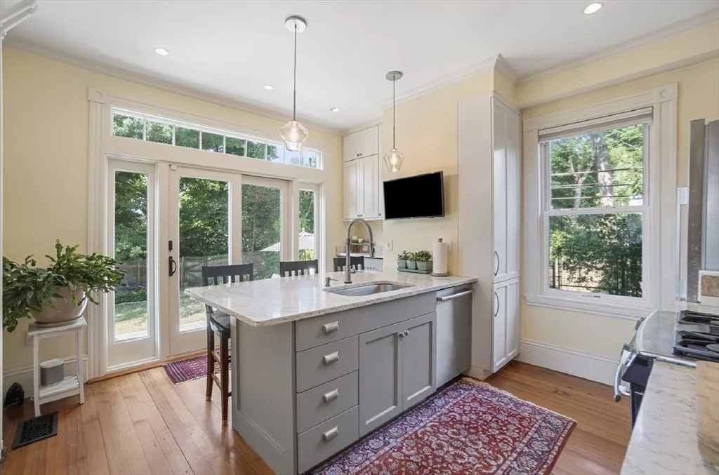 2 bed, 1 bath apartment for rent at 28 Downer Ave Unit 1, Boston — photo 24 of 42