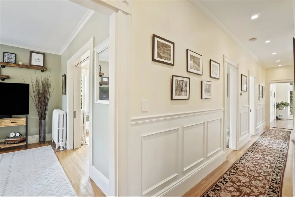 2 bed, 1 bath apartment for rent at 28 Downer Ave Unit 1, Boston — photo 5 of 42