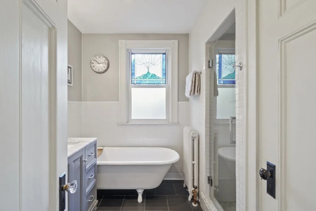 2 bed, 1 bath apartment for rent at 28 Downer Ave Unit 1, Boston — photo 22 of 42