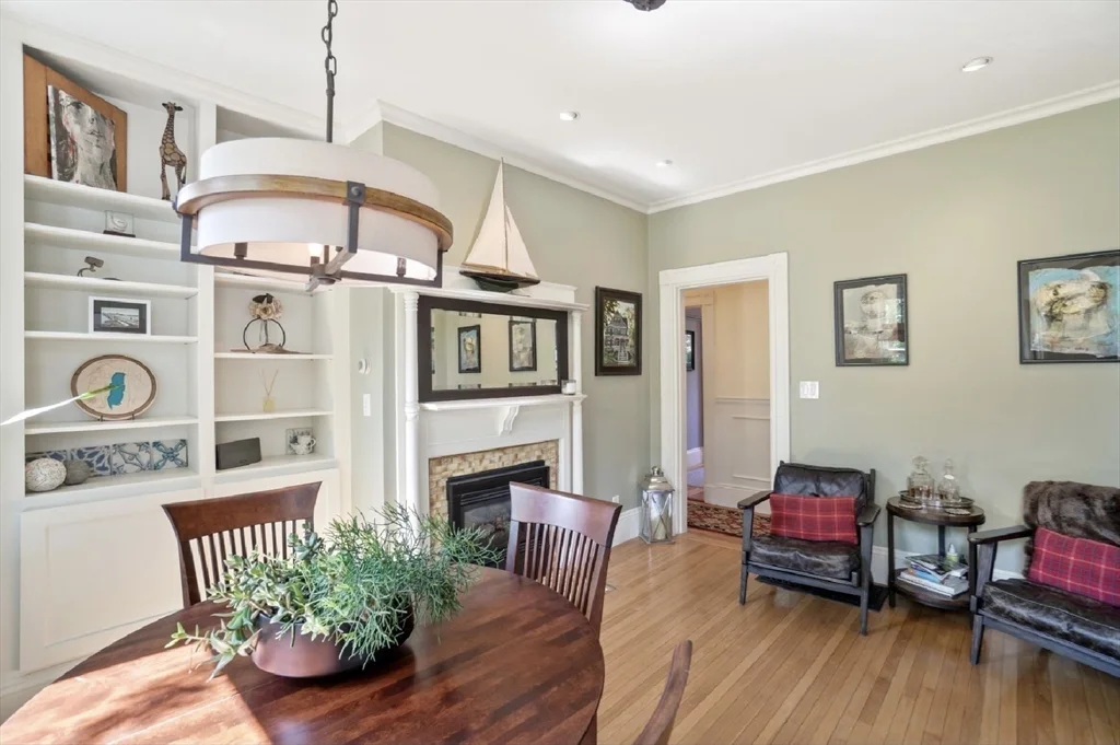 2 bed, 1 bath apartment for rent at 28 Downer Ave Unit 1, Boston — photo 13 of 42
