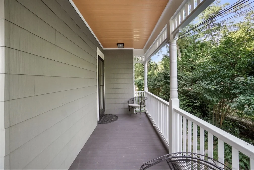 2 bed, 1 bath apartment for rent at 28 Downer Ave Unit 1, Boston — photo 4 of 42
