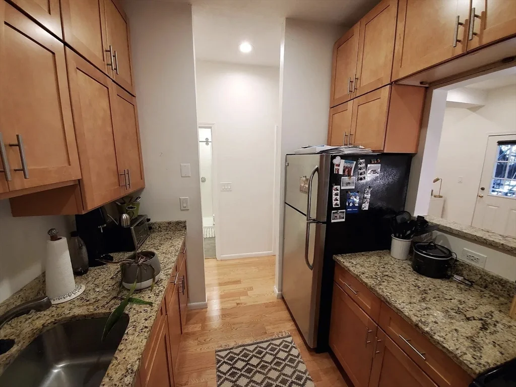 1 bed, 1 bath apartment for rent at 28 E Springfield St Unit 2, South End — photo 8 of 23