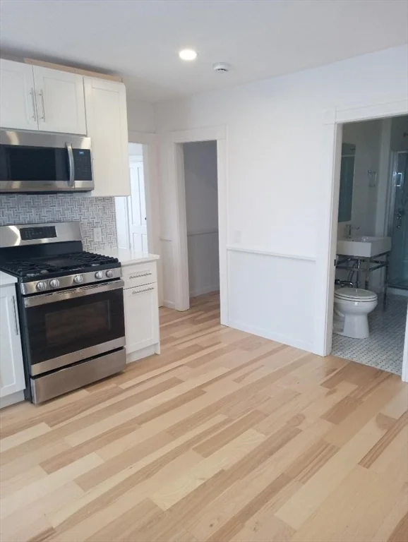 1 bed, 1 bath apartment for rent at 28 Ekman St Unit 3, Worcester — photo 9 of 9