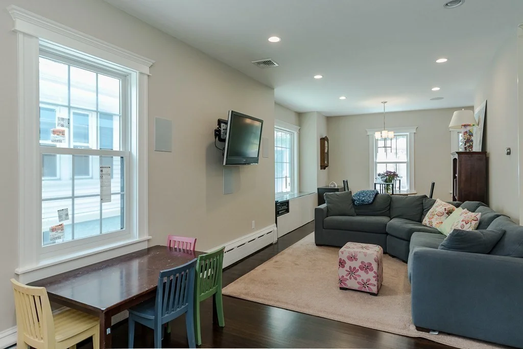 3 bed, 2 bath apartment for rent at 28 Eliot St, Chestnut Hill — photo 4 of 21