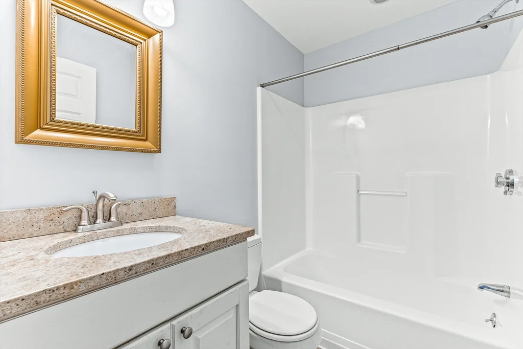 3 bed, 4+ bath apartment for rent at 28 Elliott St Unit 28, Reading — photo 22 of 26